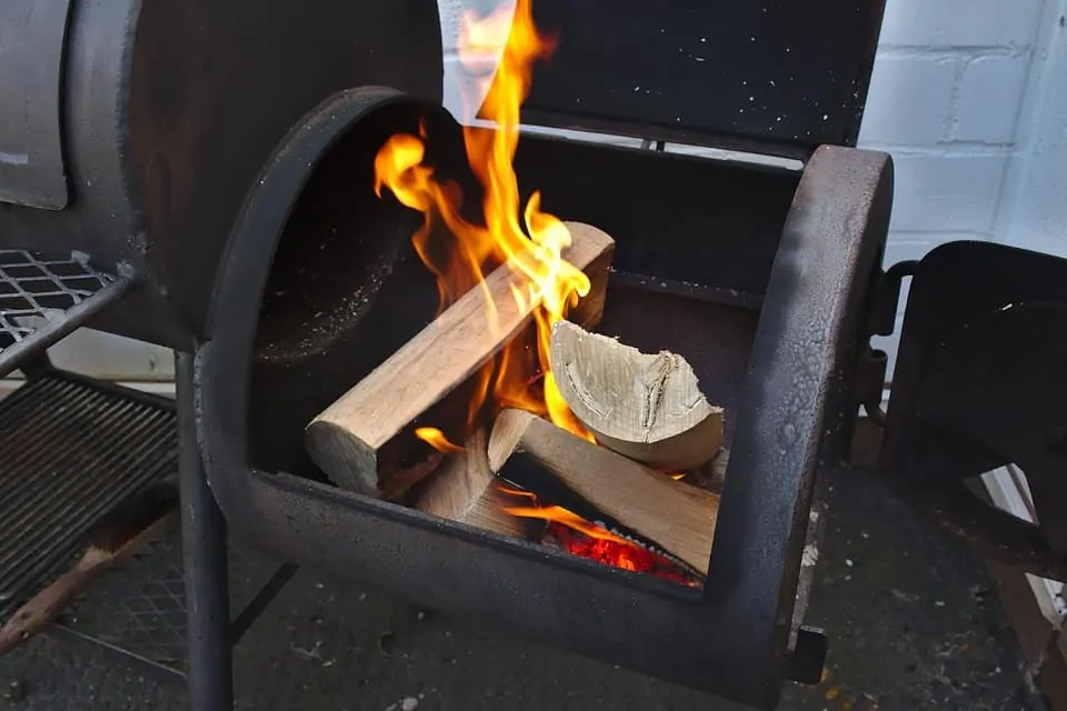 Cómo comprar la mejor barbacoa de leña 9